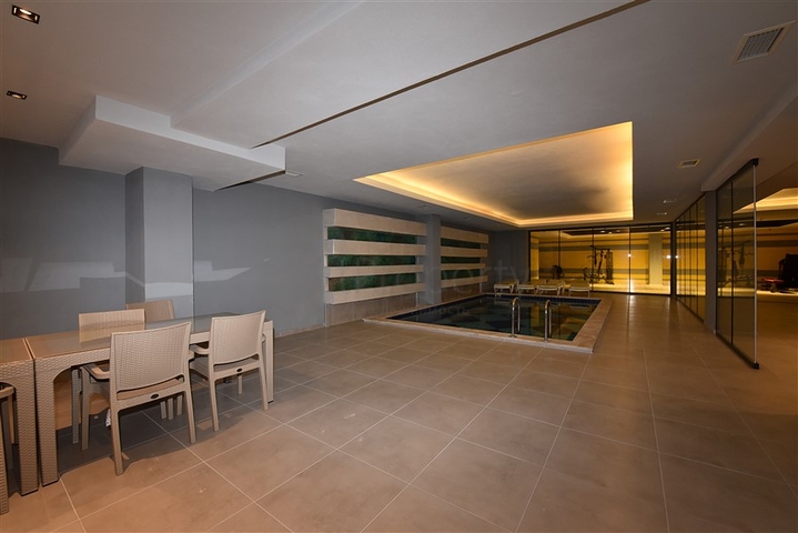 اطلالة بحر -شقة غرفة وصالة ضمن محمع جديد -في كارجيجاك / الانيا 