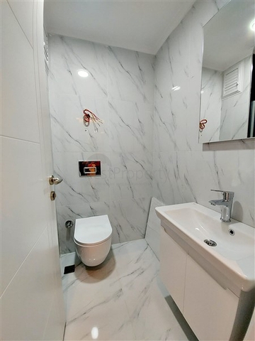 اطلالة بحر -شقة غرفة وصالة ضمن محمع جديد -في كارجيجاك / الانيا 