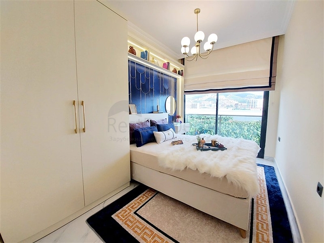 اطلالة بحر -شقة غرفة وصالة ضمن محمع جديد -في كارجيجاك / الانيا 