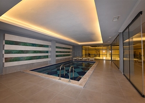 اطلالة بحر -شقة غرفة وصالة ضمن محمع جديد -في كارجيجاك / الانيا 