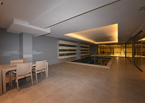 اطلالة بحر -شقة غرفة وصالة ضمن محمع جديد -في كارجيجاك / الانيا 