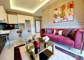 اطلالة بحر -شقة غرفة وصالة ضمن محمع جديد -في كارجيجاك / الانيا 