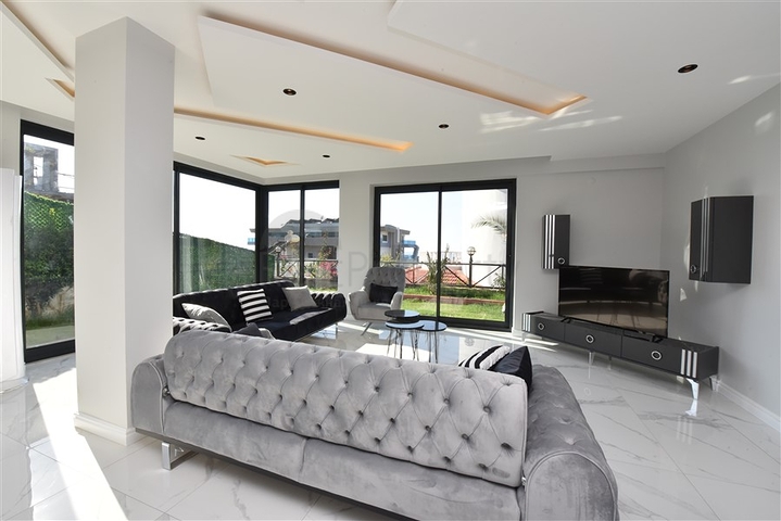 اطلالة بحر -فيلا مستقلة -3 غرف وصالة -في كارجيجاك / الانيا 