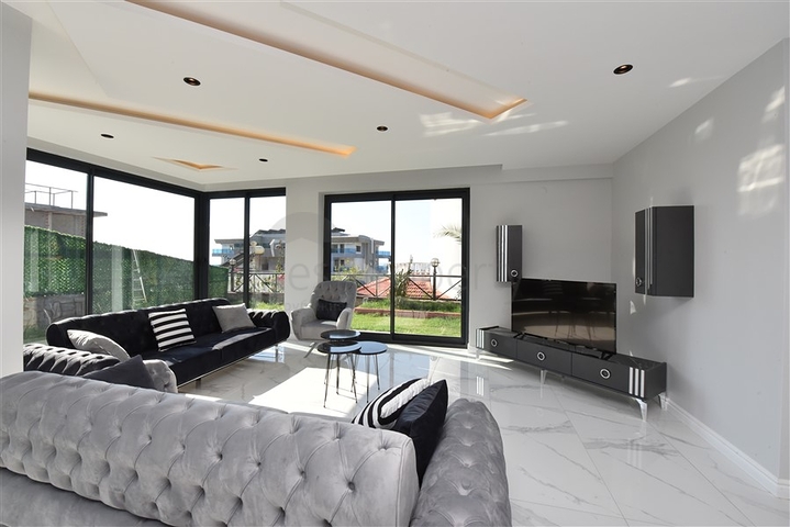 اطلالة بحر -فيلا مستقلة -3 غرف وصالة -في كارجيجاك / الانيا 