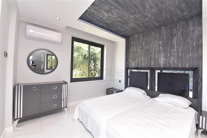 اطلالة بحر -فيلا مستقلة -3 غرف وصالة -في كارجيجاك / الانيا 