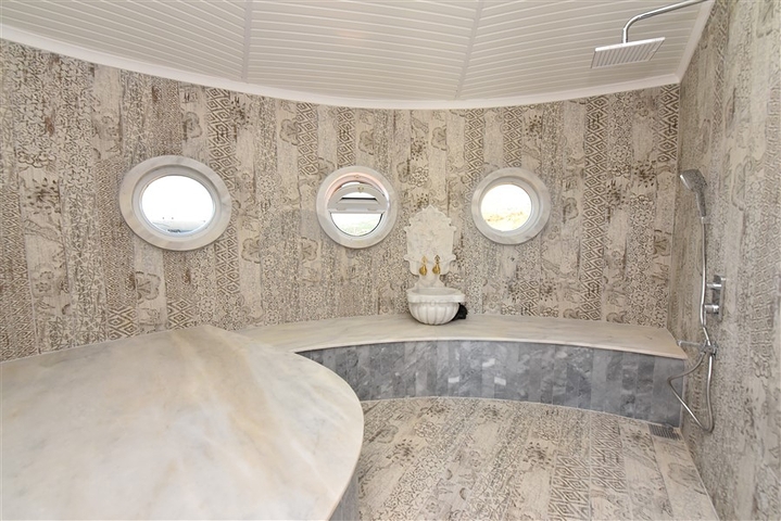 اطلالة بحر -فيلا مستقلة -3 غرف وصالة -في كارجيجاك / الانيا 