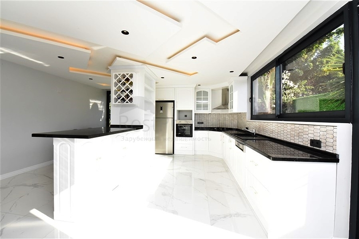 اطلالة بحر -فيلا مستقلة -3 غرف وصالة -في كارجيجاك / الانيا 