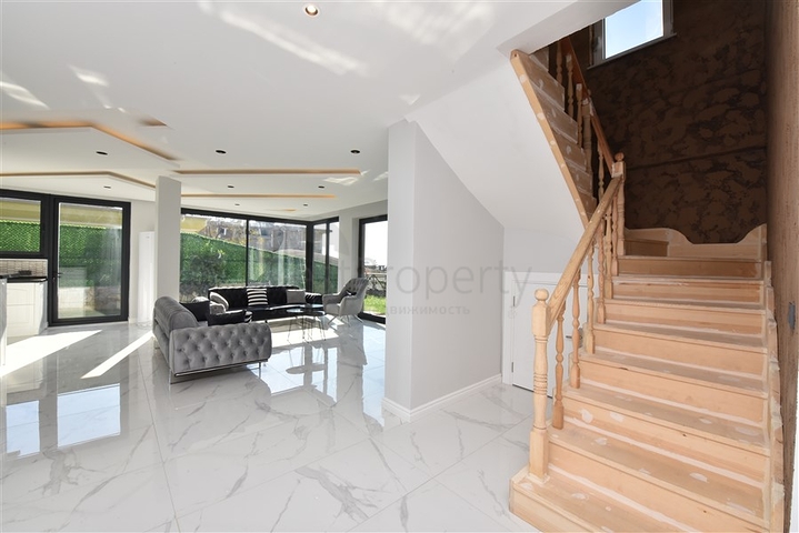 اطلالة بحر -فيلا مستقلة -3 غرف وصالة -في كارجيجاك / الانيا 