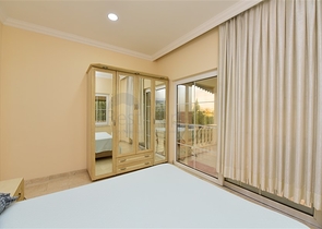 فيلا للبيع في اوبا - اربع غرف وصالة -مفروشة - الانيا 