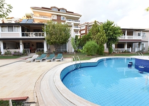 فيلا للبيع في اوبا - اربع غرف وصالة -مفروشة - الانيا 