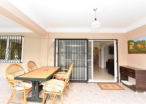 فيلا للبيع في اوبا - اربع غرف وصالة -مفروشة - الانيا 