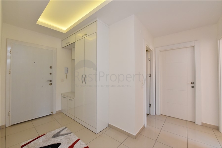 شقة للبيع في الانيا -قريبة من البحر والاسواق -في منطقة اوبا 