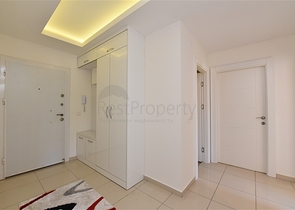 شقة للبيع في الانيا -قريبة من البحر والاسواق -في منطقة اوبا 