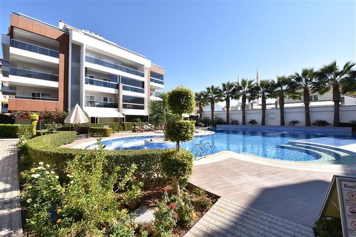 شقق فاخرة للبيع في الانيا - 2 غرفة وصالة -في اوبا / الانيا 