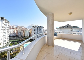 اطلالة بحر - دوبلكس 3 غرف وصالة في جيكجلي / الانيا 