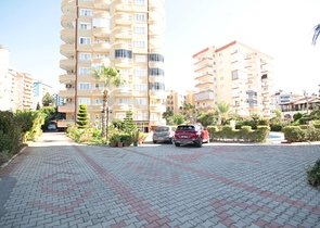 شقة عائلية واسعة -2 غرفة وصالة -في توسمور / الانيا 