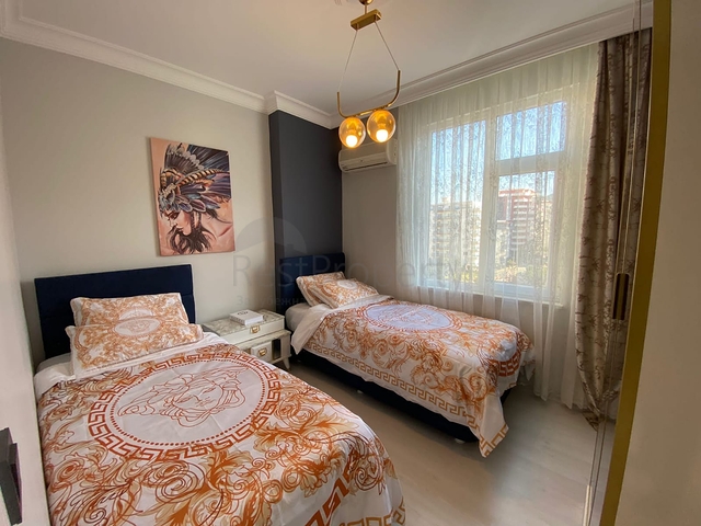 شقة اطلالة بحر في الانيا - تصميم 2 غرفة وصالة - اثاث انيق -في محمودلار / الانيا 