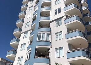 شقة اطلالة بحر في الانيا - تصميم 2 غرفة وصالة - اثاث انيق -في محمودلار / الانيا 