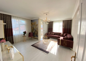 شقة اطلالة بحر في الانيا - تصميم 2 غرفة وصالة - اثاث انيق -في محمودلار / الانيا 