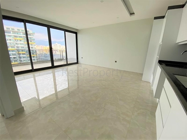 شقق اطلالة بحر في الانيا - تصميم 1+1 - مجمع فاخر -في محمودلار / الانيا 