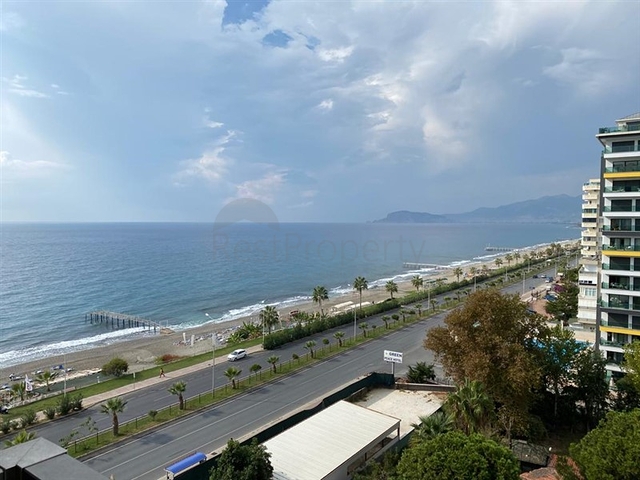 شقق اطلالة بحر في الانيا - تصميم 1+1 - مجمع فاخر -في محمودلار / الانيا 