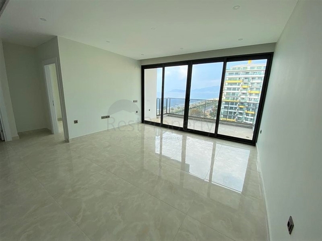 شقق اطلالة بحر في الانيا - تصميم 1+1 - مجمع فاخر -في محمودلار / الانيا 