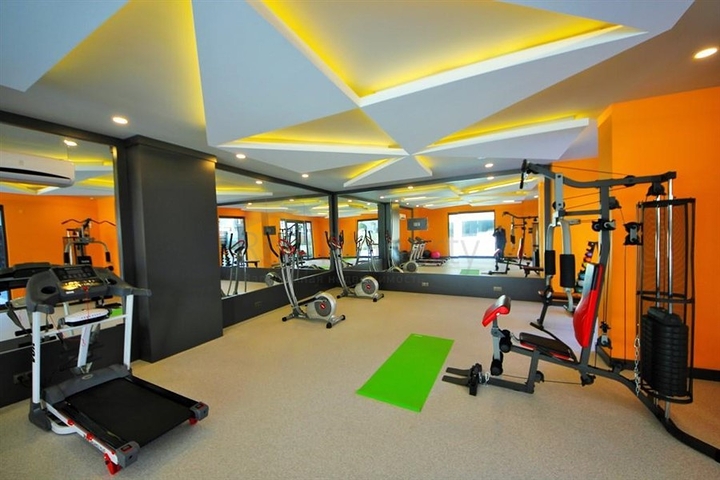 شقق اطلالة بحر في الانيا - تصميم 1+1 - مجمع فاخر -في محمودلار / الانيا 