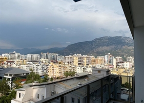 شقق اطلالة بحر في الانيا - تصميم 1+1 - مجمع فاخر -في محمودلار / الانيا 