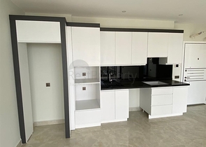 شقق اطلالة بحر في الانيا - تصميم 1+1 - مجمع فاخر -في محمودلار / الانيا 