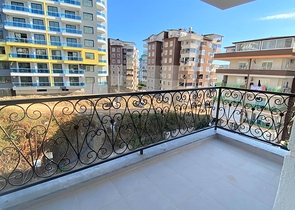 شقق جديدة للبيع في الانيا - غرفة وصالة -في محمودلار 