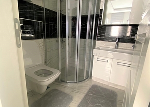 شقق جديدة للبيع في الانيا - غرفة وصالة -في محمودلار 