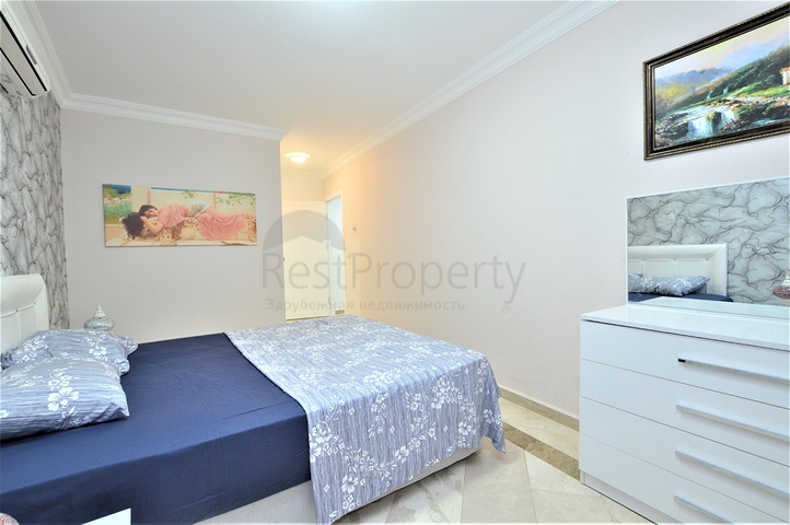 مجمع يضم كافة الخدمات -شقة غرفتين وصالة مفروشة -في محمودلار / الانيا 