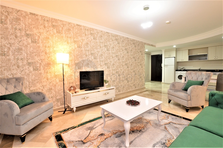 مجمع يضم كافة الخدمات -شقة غرفتين وصالة مفروشة -في محمودلار / الانيا 