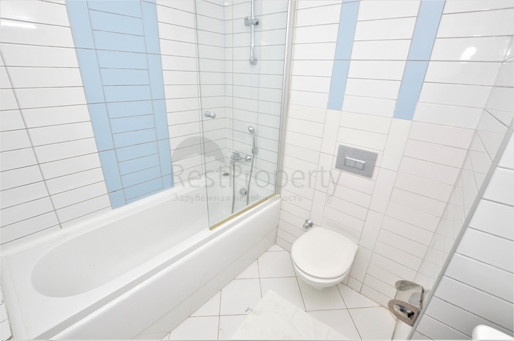 مجمع يضم كافة الخدمات -شقة غرفتين وصالة مفروشة -في محمودلار / الانيا 