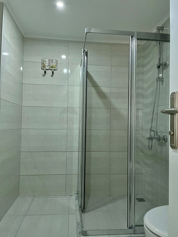 شقة اطلالة بحر في مركز الانيا - تصميم 1+2  مفروشة -ضمن مجمع حديث -مركز الانيا 