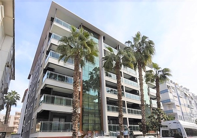 شقة اطلالة بحر في مركز الانيا - تصميم 1+2  مفروشة -ضمن مجمع حديث -مركز الانيا 