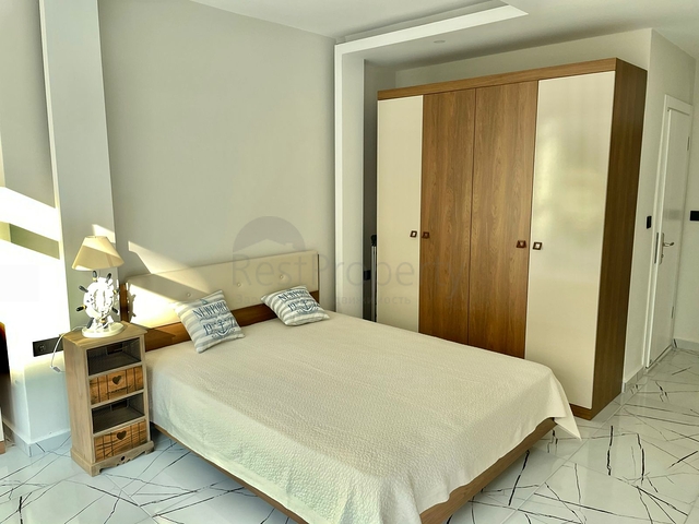 شقة اطلالة بحر في مركز الانيا - تصميم 1+2  مفروشة -ضمن مجمع حديث -مركز الانيا 