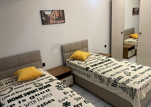 شقة اطلالة بحر في مركز الانيا - تصميم 1+2  مفروشة -ضمن مجمع حديث -مركز الانيا 