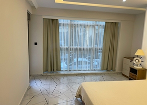 شقة اطلالة بحر في مركز الانيا - تصميم 1+2  مفروشة -ضمن مجمع حديث -مركز الانيا 