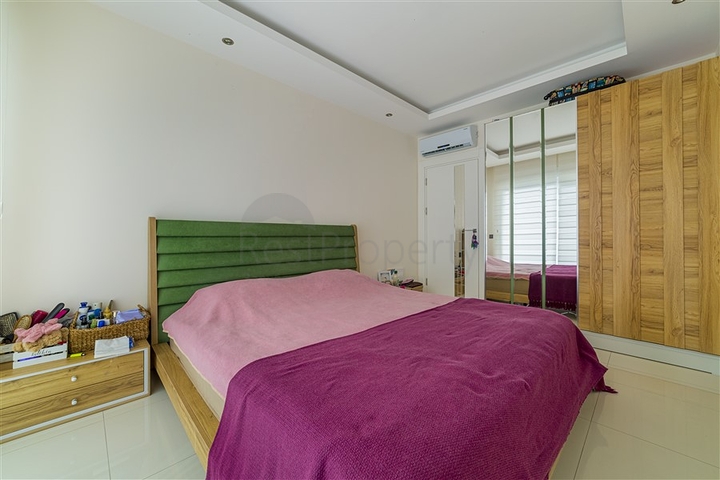 شقة فاخرة -غرفة وصالة مفروشة -ضمن مجمع 5 نجوم - في توسمور / الانيا 