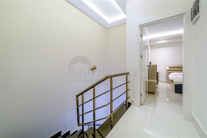 اطلالة بحر - دوبلكس فاخرة ضمن مجمع 5 نجوم - في منطثة توسمور / الانيا 