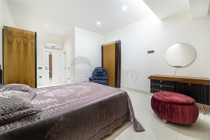 اطلالة بحر - دوبلكس فاخرة ضمن مجمع 5 نجوم - في منطثة توسمور / الانيا 