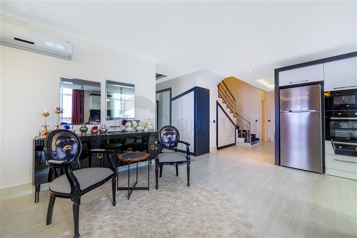 اطلالة بحر - دوبلكس فاخرة ضمن مجمع 5 نجوم - في منطثة توسمور / الانيا 