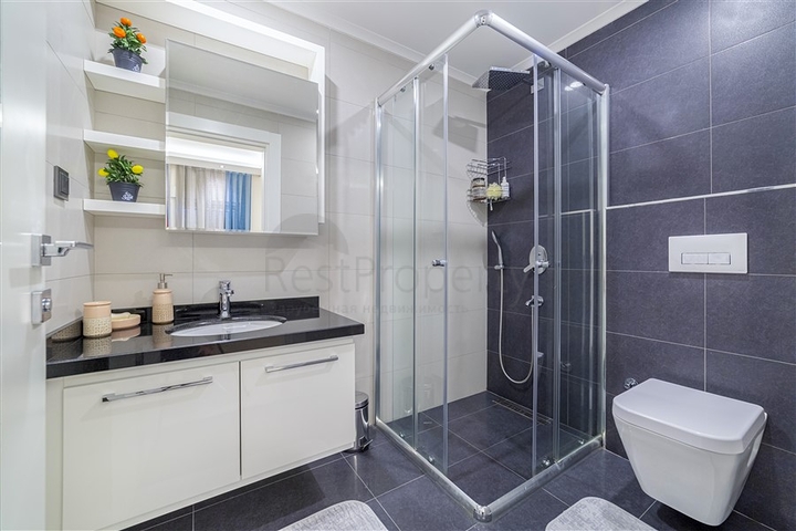 اطلالة بحر - دوبلكس فاخرة ضمن مجمع 5 نجوم - في منطثة توسمور / الانيا 