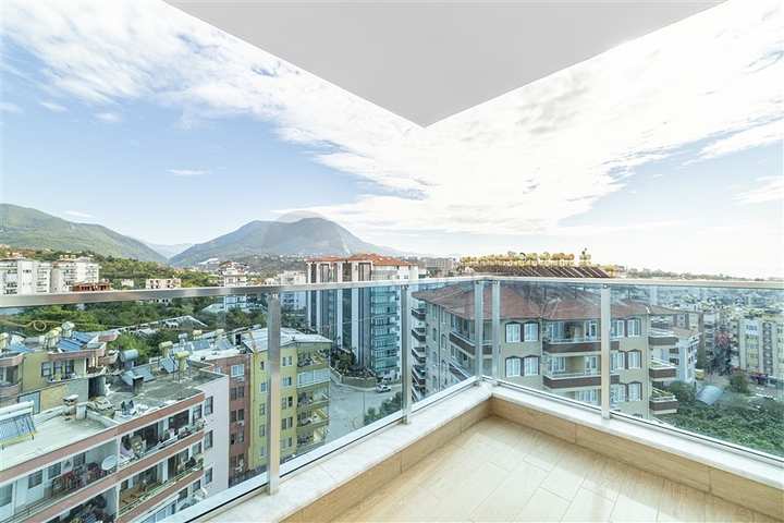 اطلالة بحر - دوبلكس فاخرة ضمن مجمع 5 نجوم - في منطثة توسمور / الانيا 