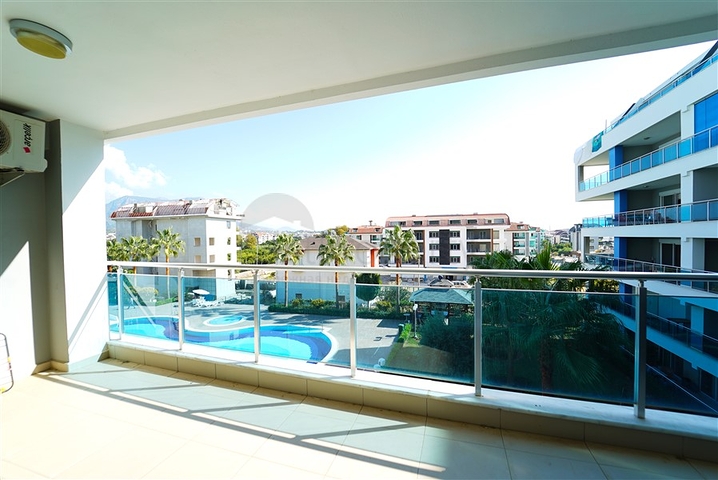 شقة انيقة ضمن مجمع فاخر -تصميم 1+1 مفروشة -في اوبا / الانيا 