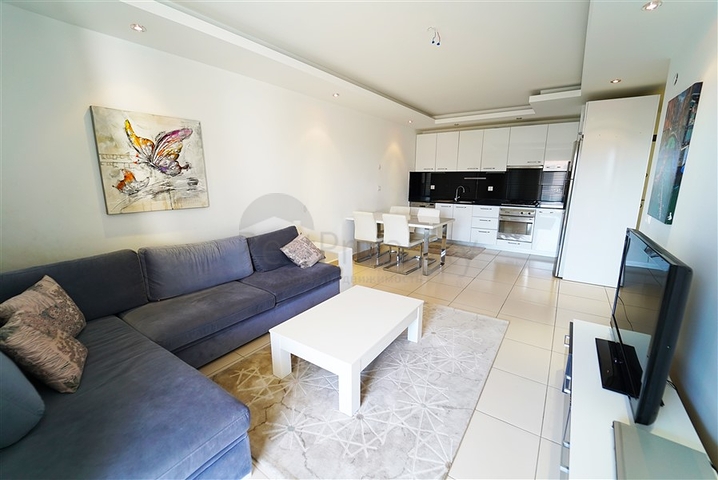 شقة انيقة ضمن مجمع فاخر -تصميم 1+1 مفروشة -في اوبا / الانيا 