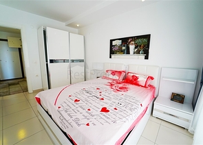 شقة انيقة ضمن مجمع فاخر -تصميم 1+1 مفروشة -في اوبا / الانيا 