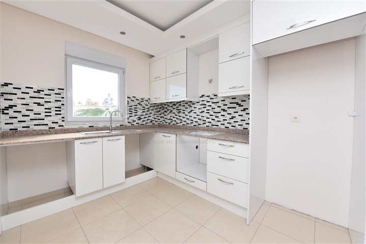 شقق للبيع في اوبا - غرفتين وصالة -قريبة من البحر -في منطقة اوبا / الانيا 