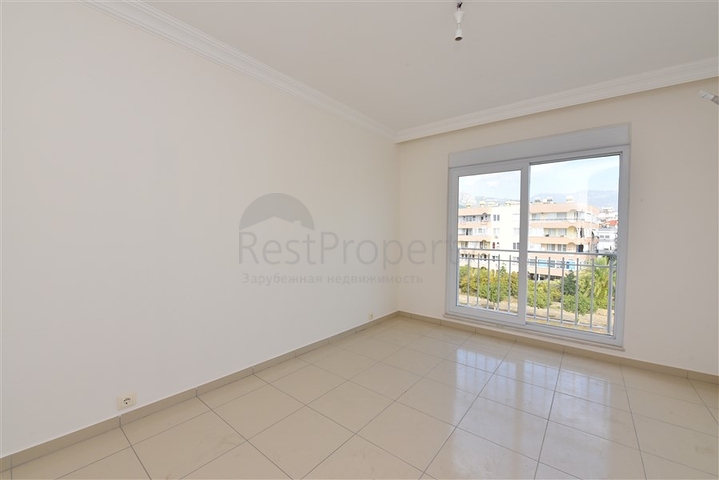 شقق للبيع في اوبا - غرفتين وصالة -قريبة من البحر -في منطقة اوبا / الانيا 